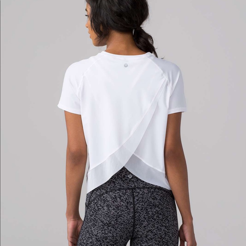 Lululemon Quick Pace Short Sleeve White Sz 8